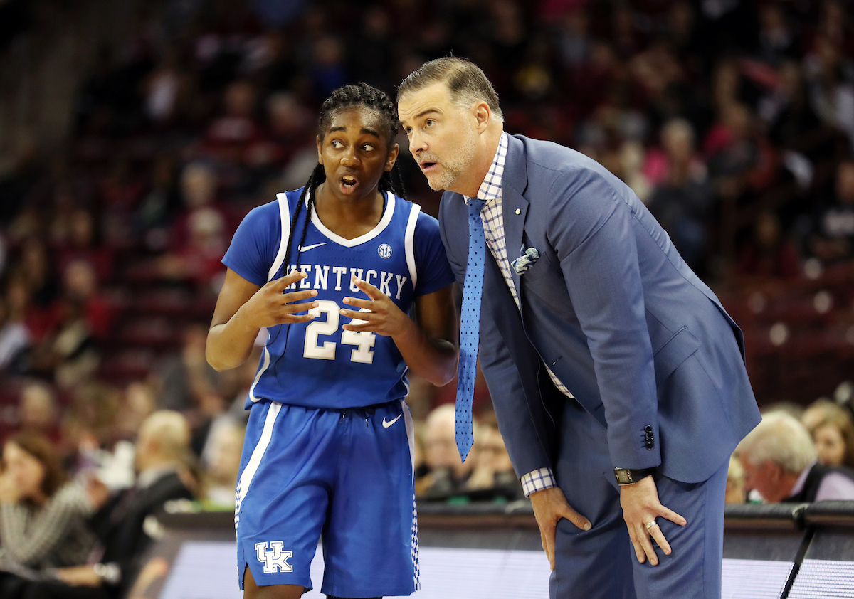 Taylor Murray Matthew Mitchell

The UK Women's Basketball team beat South Carolina.
Photo by Britney Howard | UK Athletics