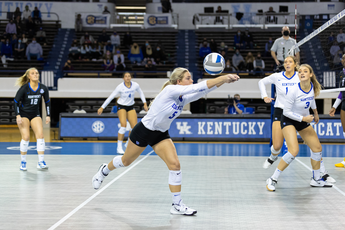 Lauren Tharp.

Kentucky sweeps LSU 3 - 0

Photo by Grant Lee | UK Athletics