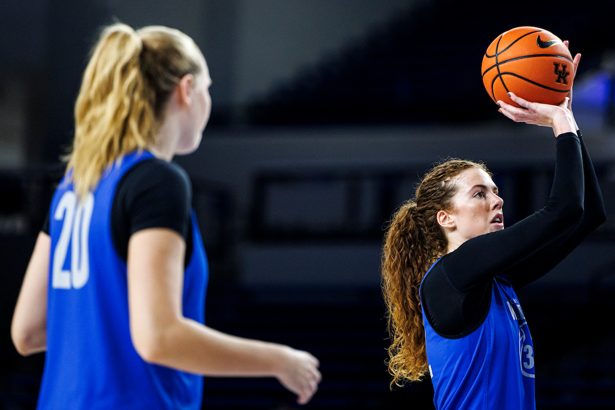 Women's Basketball Practice Photo Gallery (Oct. 23)