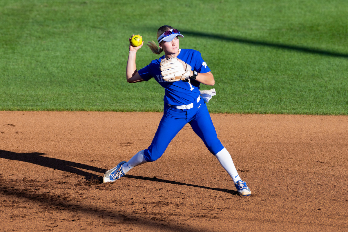 Kentucky-Georgetown Fall Softball Photo Gallery