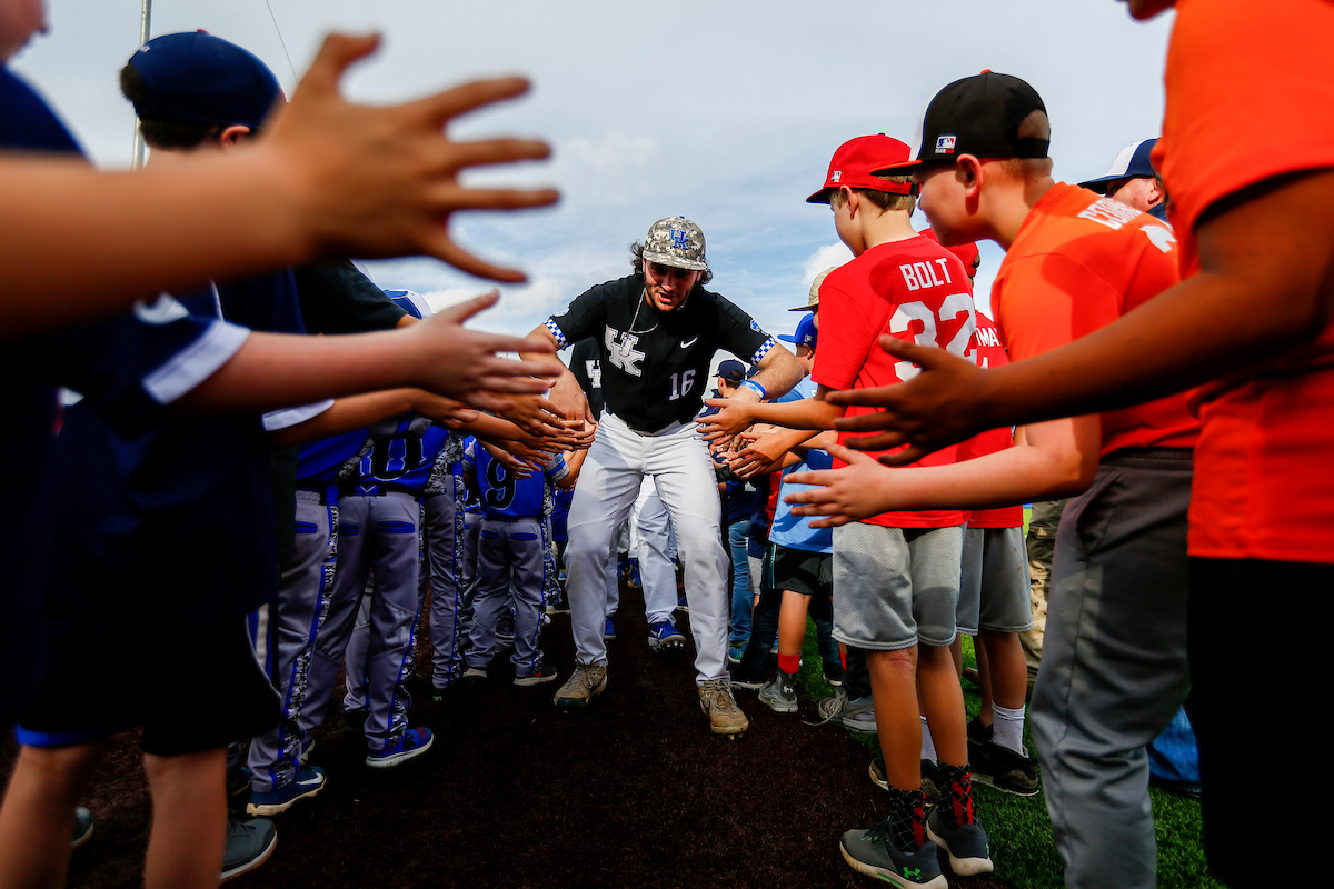 Will Gambino.

Kentucky falls to Arkansas 5-2.