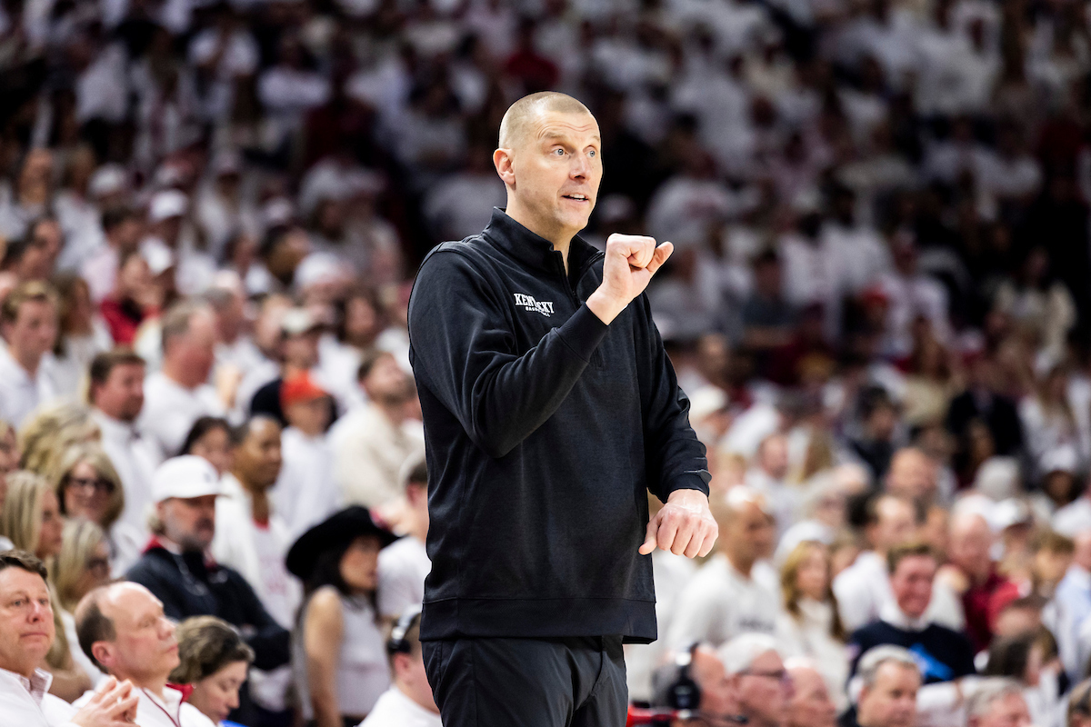 LIVE at Noon: Mark Pope Pre-Florida Press Conference