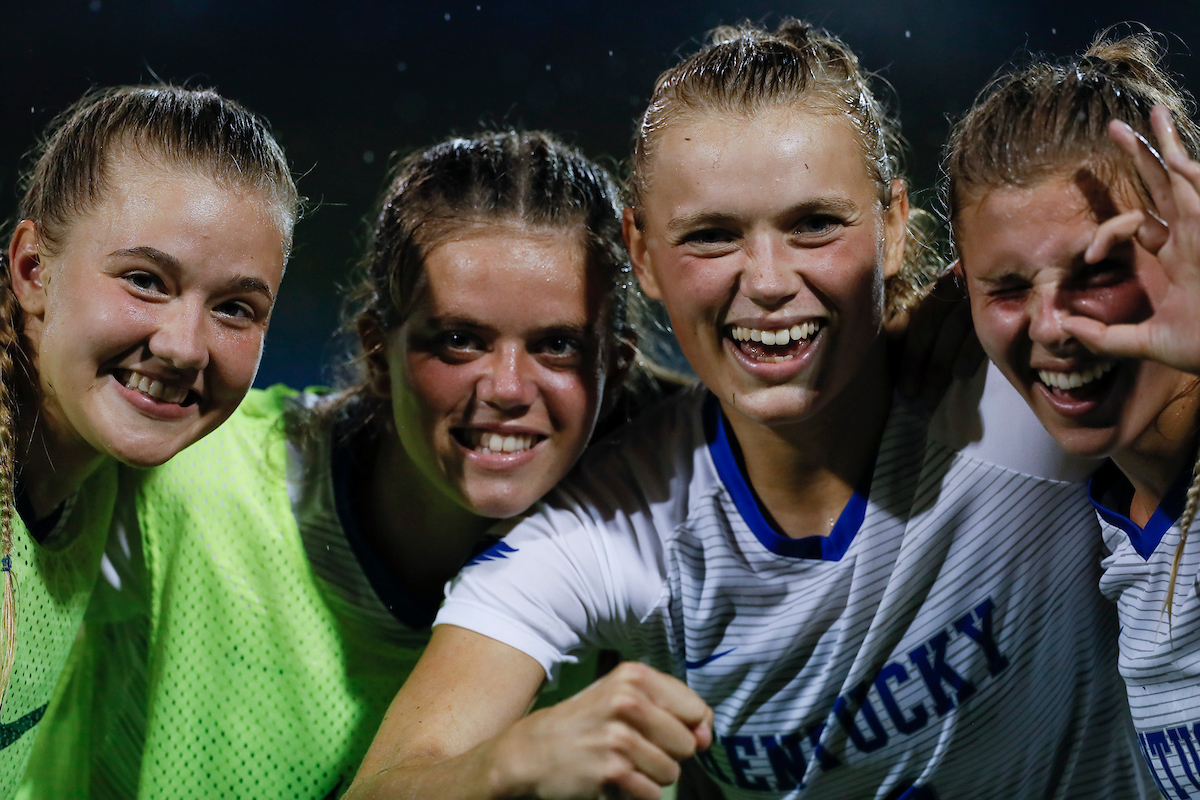 Úlfa Úlfarsdóttir. Sara Makoben-Blessing. 

Kentucky beat Bellarmine 4-0.

Photos by Chet White | UK Athletics