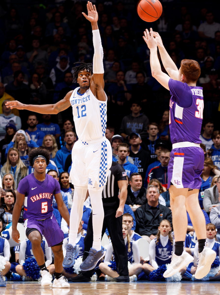 Keion Brooks Jr.

UK falls to Evansville 67-64.


Photo by Elliott Hess | UK Athletics