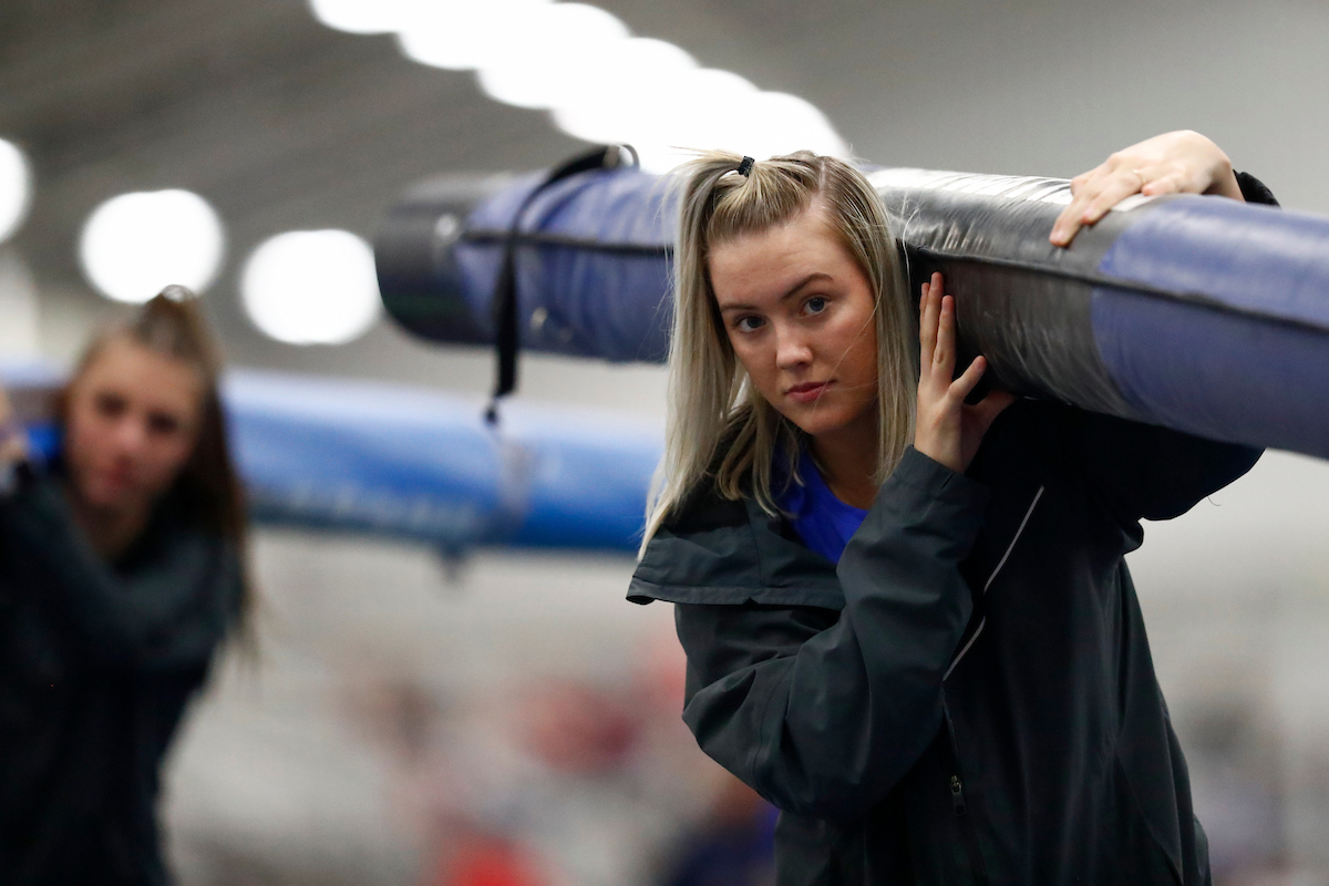 Jaci Bickett. 

Jim Green Invitational


Photo by Isaac Janssen | UK Athletics