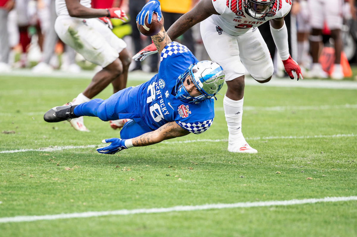 Keaton Upshaw

Kentucky beats NC State 23-21

Photo by Jacob Noger | UK Football