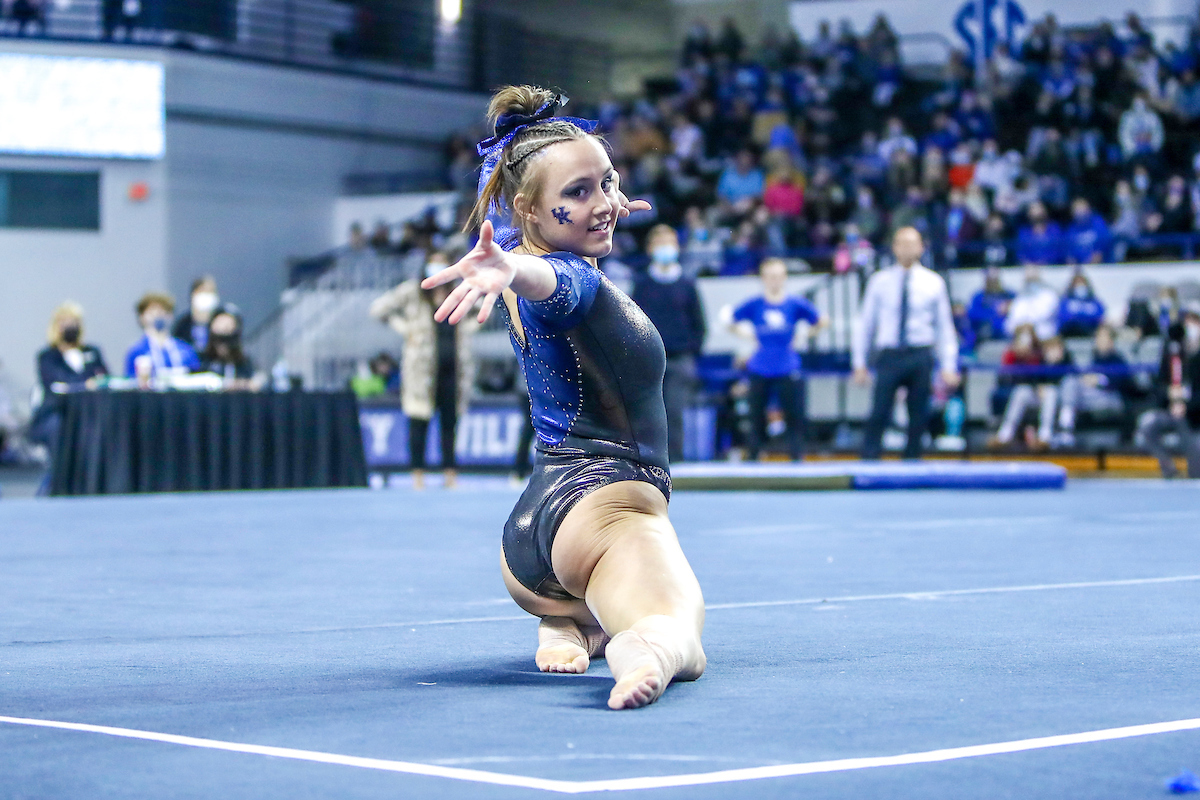 Raena Worley.

Kentucky defeats Mizzou 197.450-196.875.

Photo by Sarah Caputi | UK Athletics