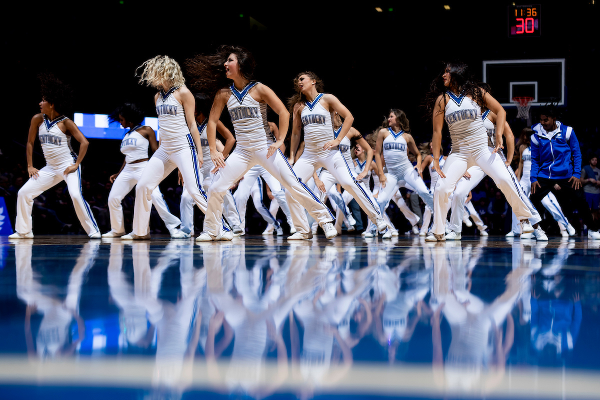 Kentucky Dance Team Finishes Fifth in UDA Game Day Competition