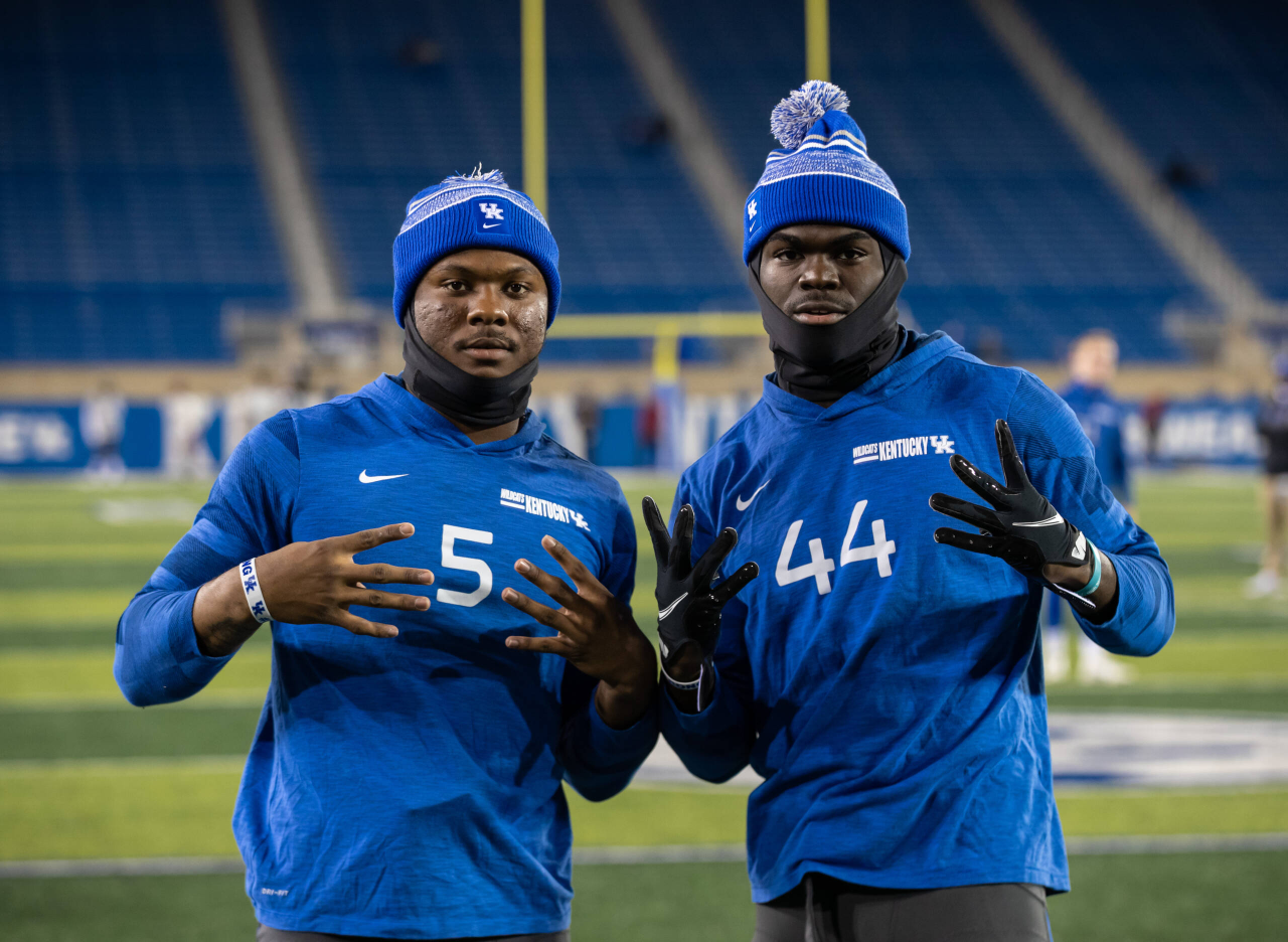 DeAndre Square, Jamin Davis