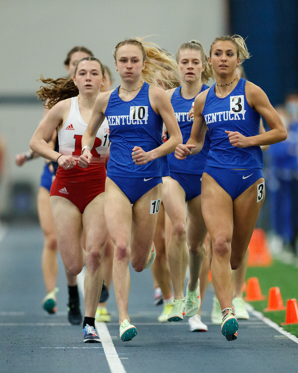 JENNA GEARING. 

Jim Green Track Invitational Day 2.

Photo by Elliott Hess | UK Athletics