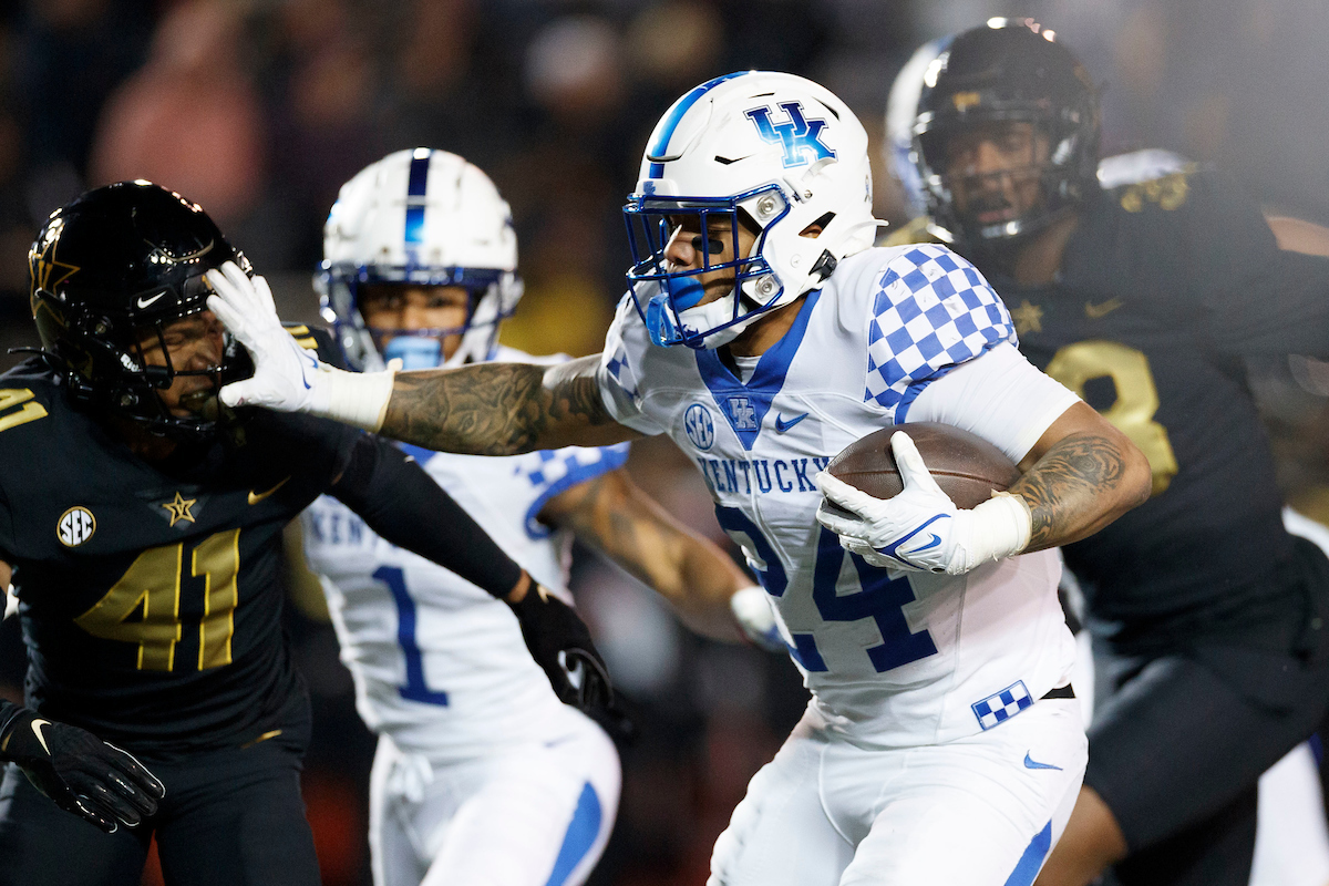 Chris Rodriguez Jr.

Kentucky beats Vandy, 34-17.

Photo by Elliott Hess | UK Athletics