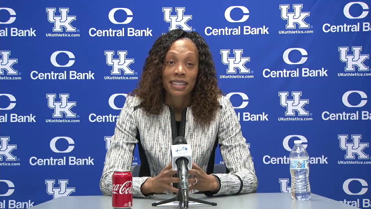 WBB: Coach Elzy and Mitch Barnhart Press Conference