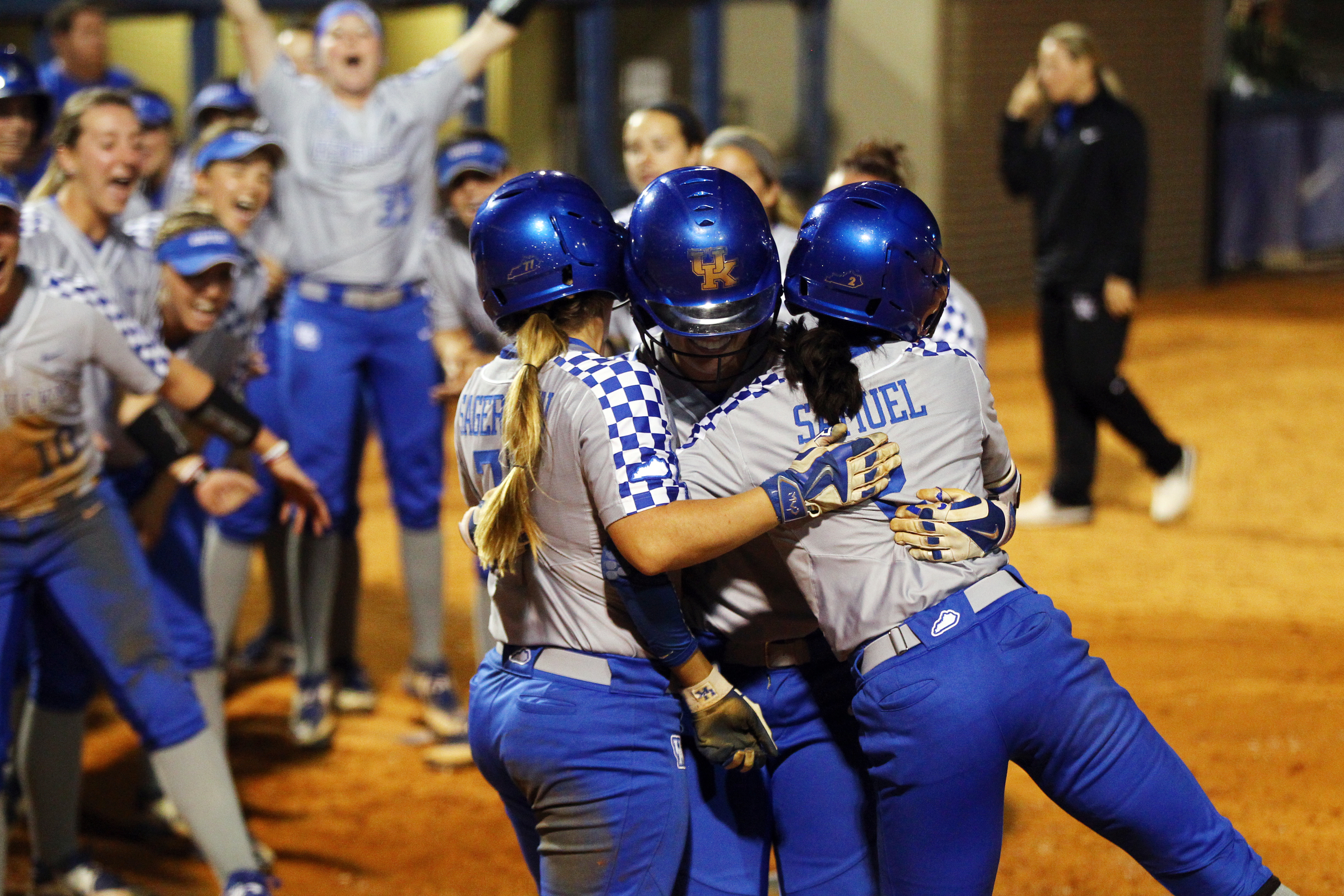 Kentucky Stops in Marshall For Midweek Matchup with Herd