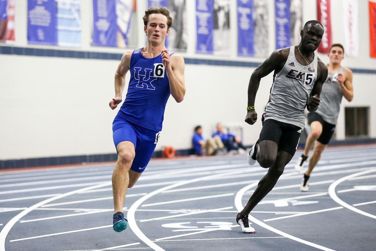 Jingle Bells Open.

Photo by Isaac Janssen | UK Athletics