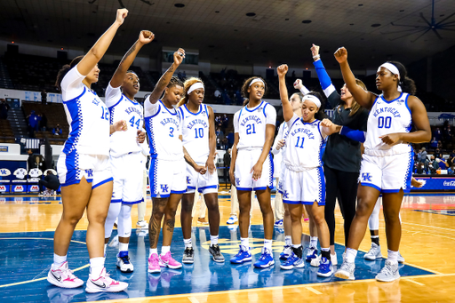 Team.

Kentucky beats Mississippi State 81-74.

Photo by Eddie Justice | UK Athletics