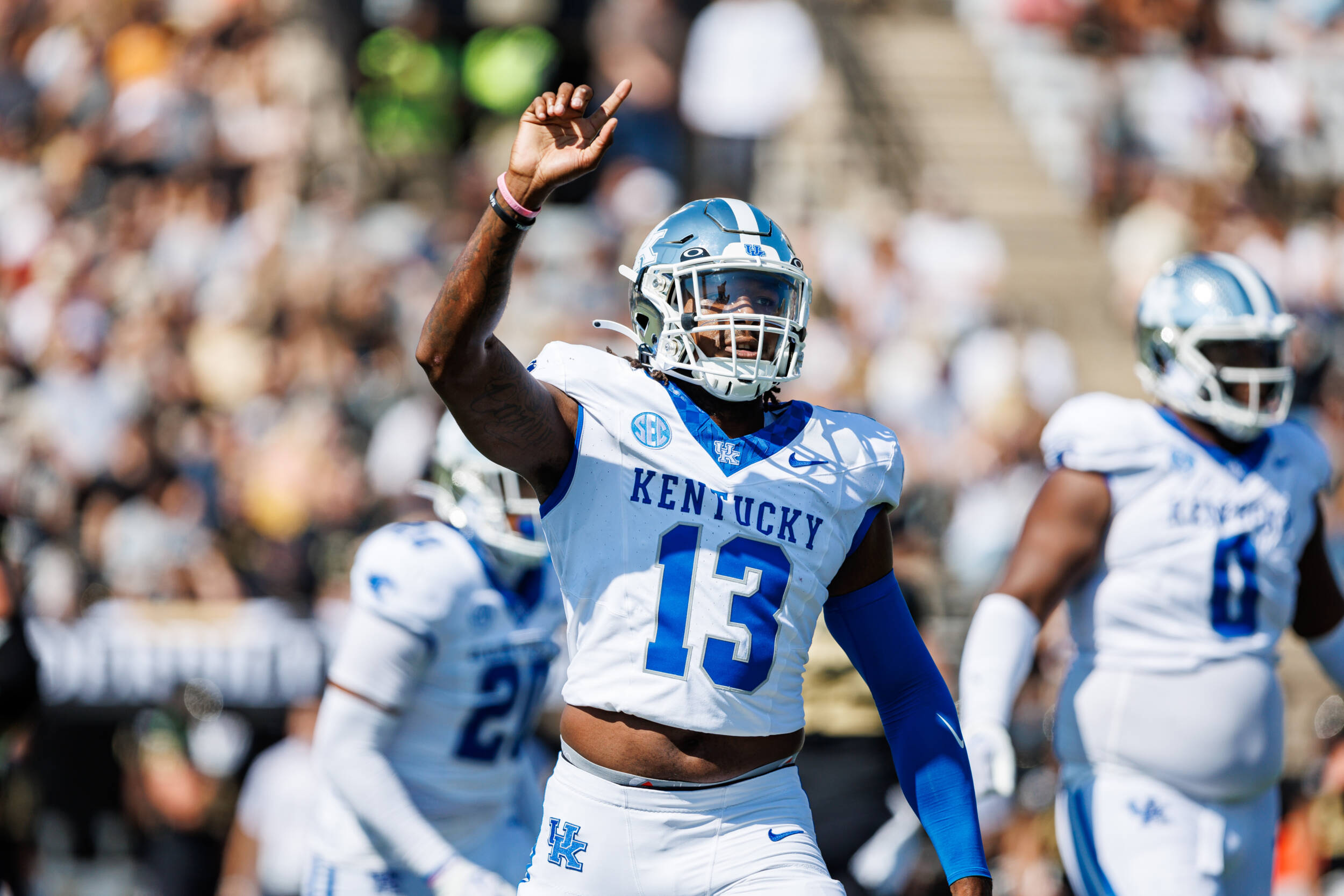 Kentucky’s J.J. Weaver on Allstate Wuerffel Trophy Watch List