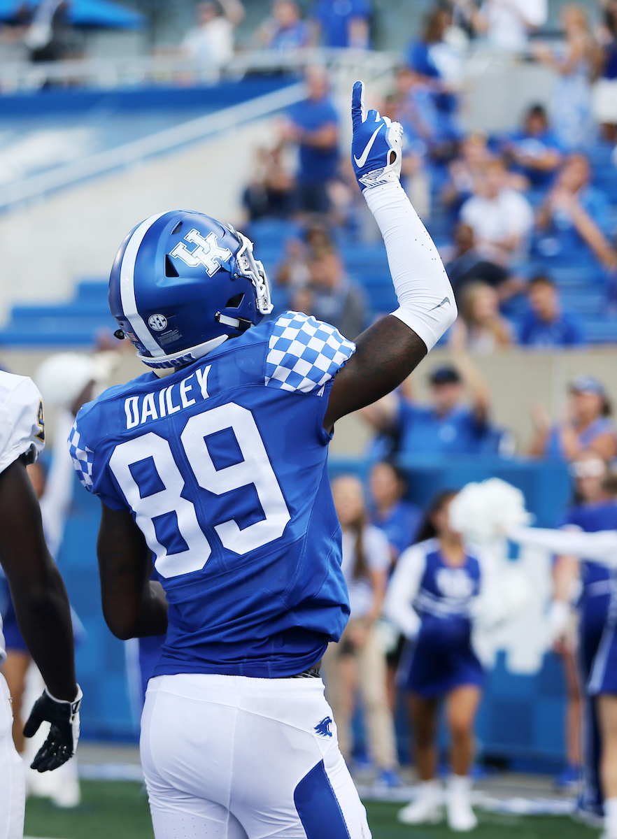 ALLEN DAILEY, JR.
UK football beats Murray State 48-10.

Photo by Britney Howard | UK Athletics