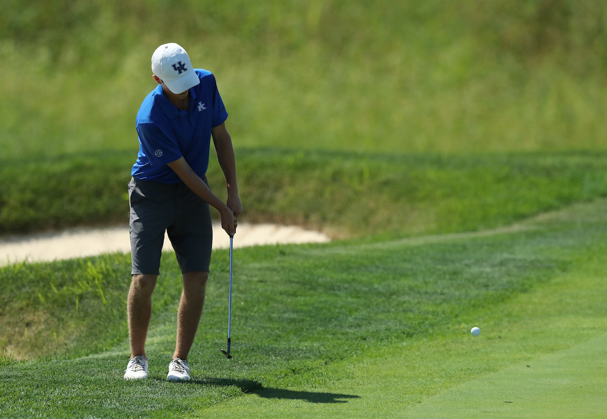 MATT LISTON.

Day one of the Louisville Cardinal Challenge.


Photo by Elliott Hess | UK Athletics