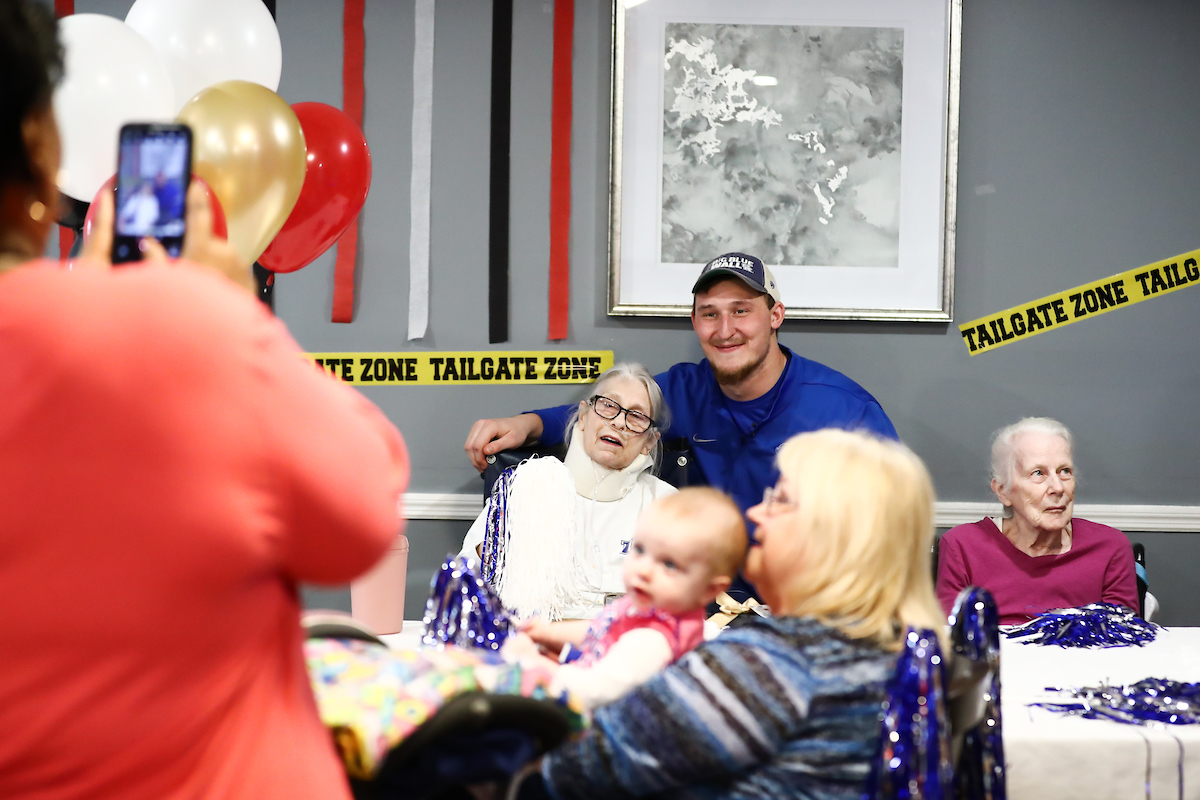 Cambridge Place named its dining hall the “Landon Young Dining Hall” for his support of the retirement home throughout his Wildcat career.  


Photo by Elliott Hess | UK Athletics