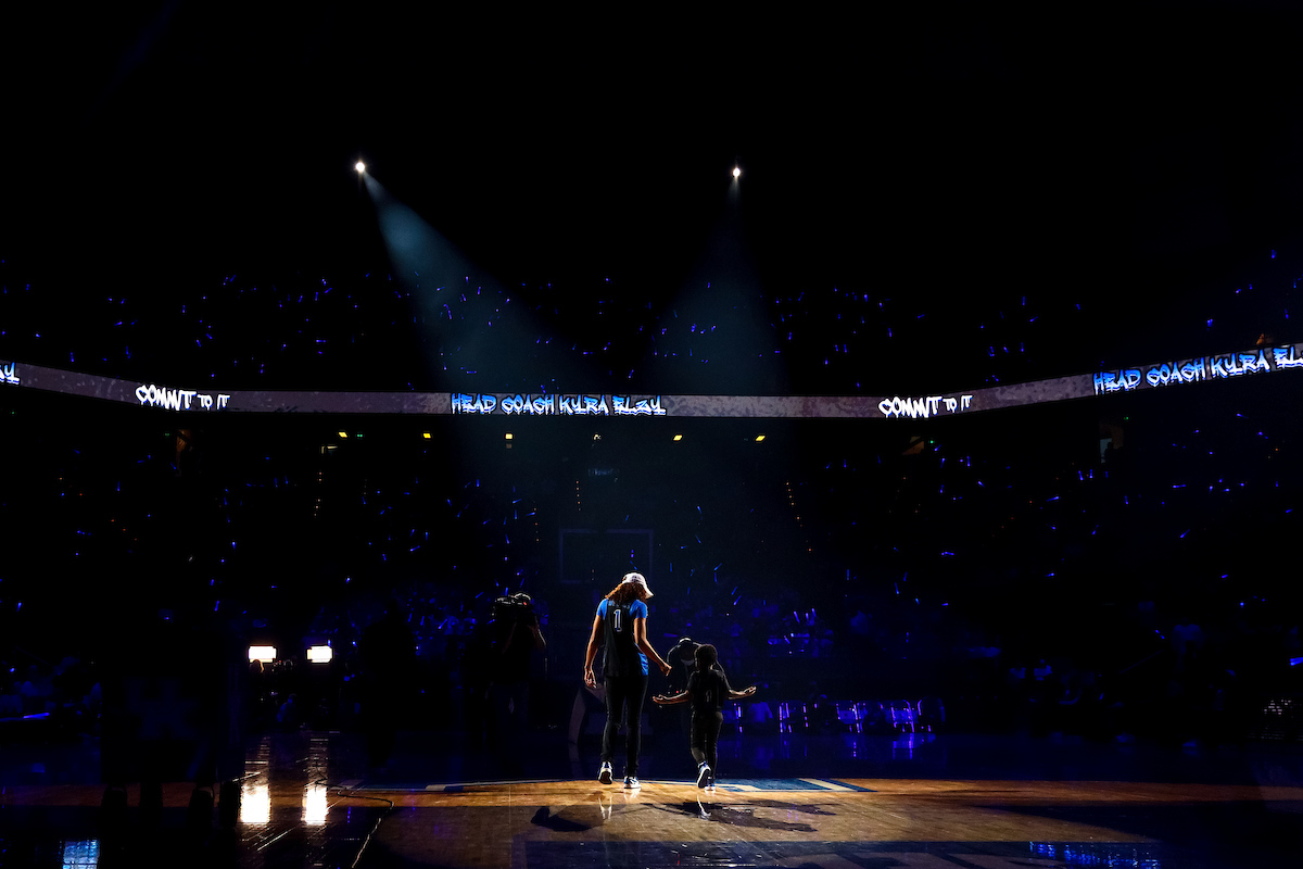 Kyra Elzy. 

Big Blue Madness.

Photo by Eddie Justice | UK Athletics