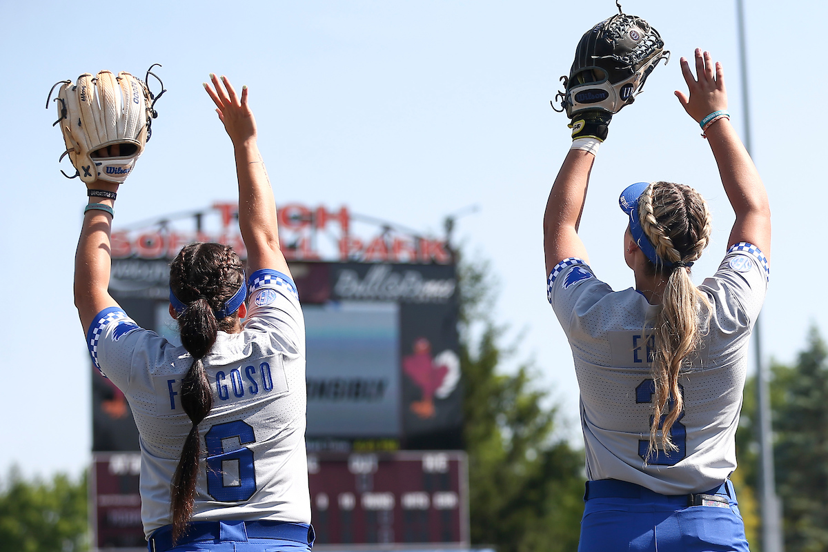 Victoria Frogoso, Taylor Ebbs.

Kentucky defeats Miami of Ohio 15-1.

Photo by Grace Bradley | UK Athletics