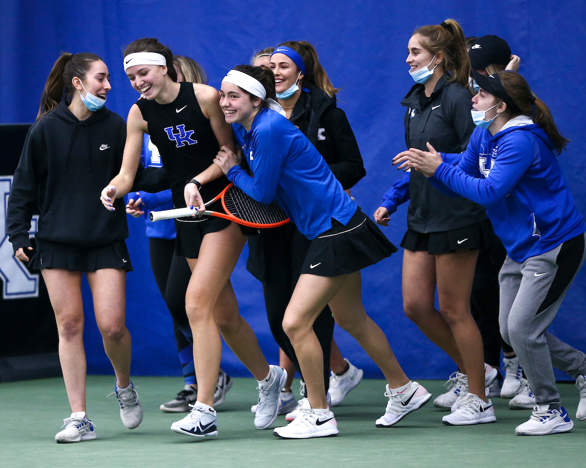 Team.

Kentucky defeats Penn State 4-3.

Photo by Grace Bradley | UK Athletics
