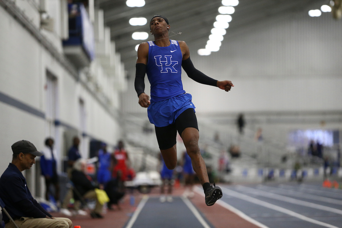 Jingle Bells Open.

Photo by Isaac Janssen | UK Athletics