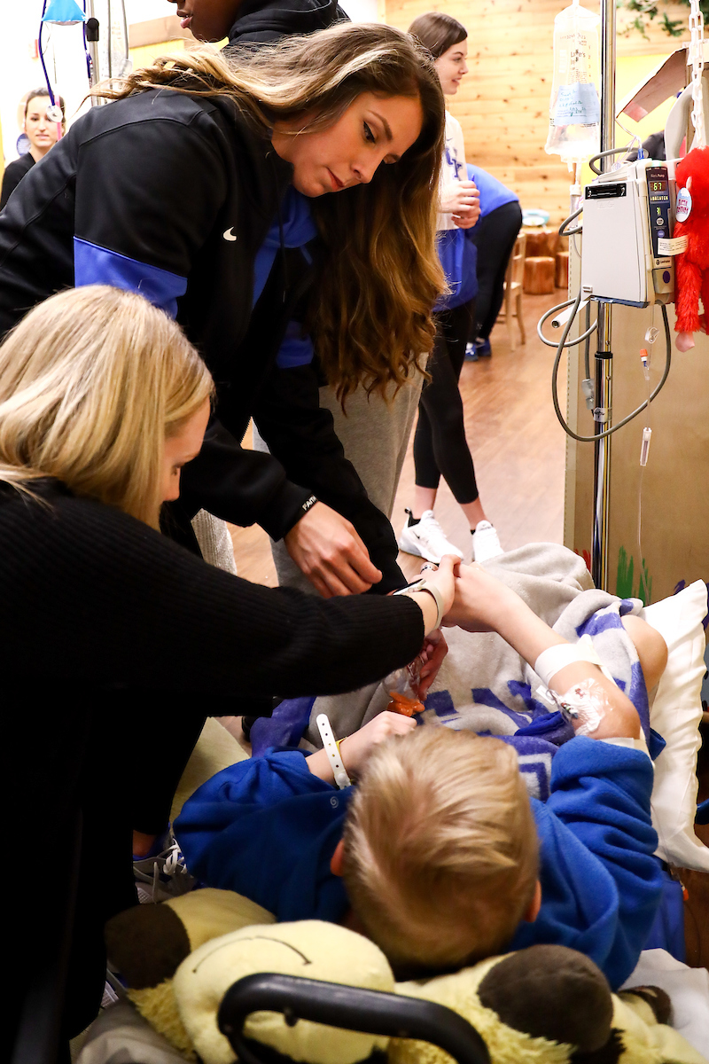 Blair Green. 

Kentucky WBB visits children at the Kentucky Children’s Hospital.

Photo by Eddie Justice | UK Athletics