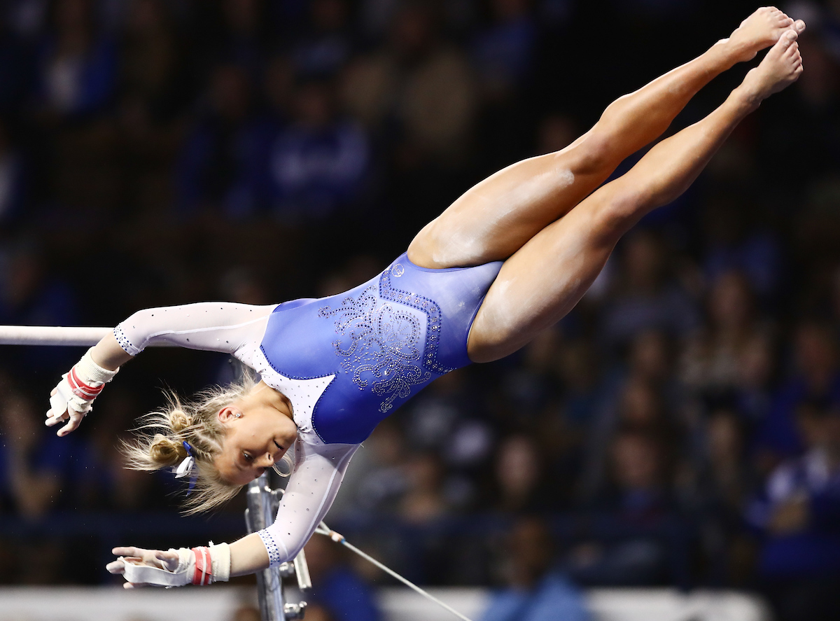 ALEX HYLAND.


Kentucky beats Alabama, 197.200 - 196.800.

Photo by Elliott Hess | UK Athletics