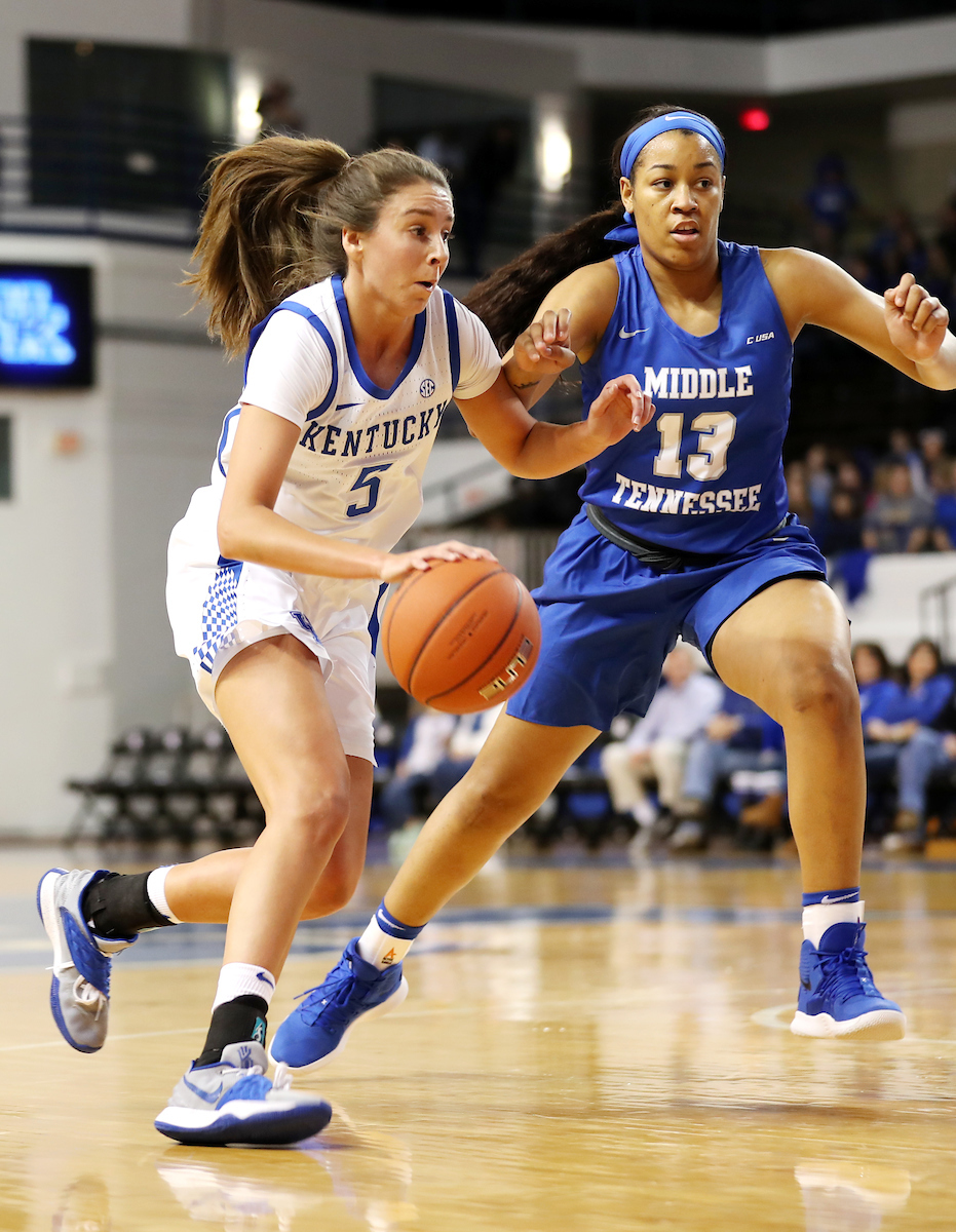 Blair Green

Women's Basketball beat MTSU on Saturday, December 15, 2018. 

Photo by Britney Howard  | UK Athletics