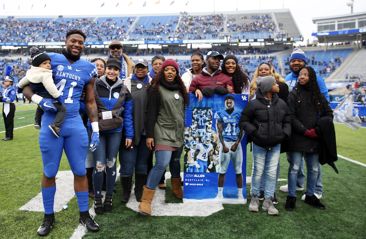 Josh Allen

UK Football beats MTSU 34-23 on Senior Day at Kroger Field. 

Photo by Britney Howard | UK Athletics