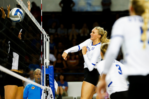 Leah Meyer.

UK Women's Volleyball Beats Cleveland State.

Photo by Isaac Janssen | UK Athletics