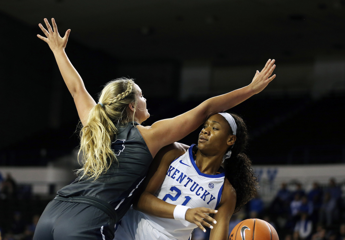 Ogehci Anyagaligbo
The Women's Basketball team beat Lincoln Memorial University.
Photo by Britney Howard | UK Athletics