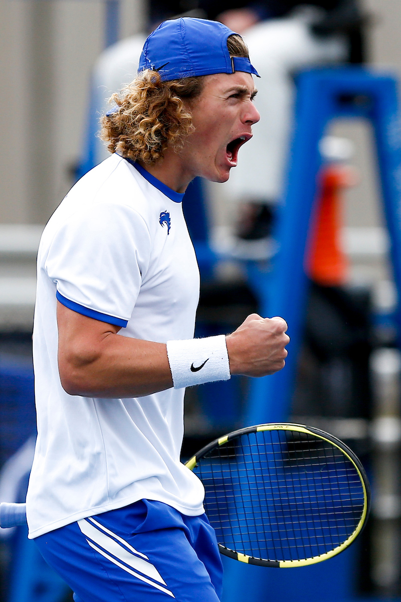 Liam Draxl.

Kentucky sweeps Alabama 7-0.

Photo by Grace Bradley | UK Athletics