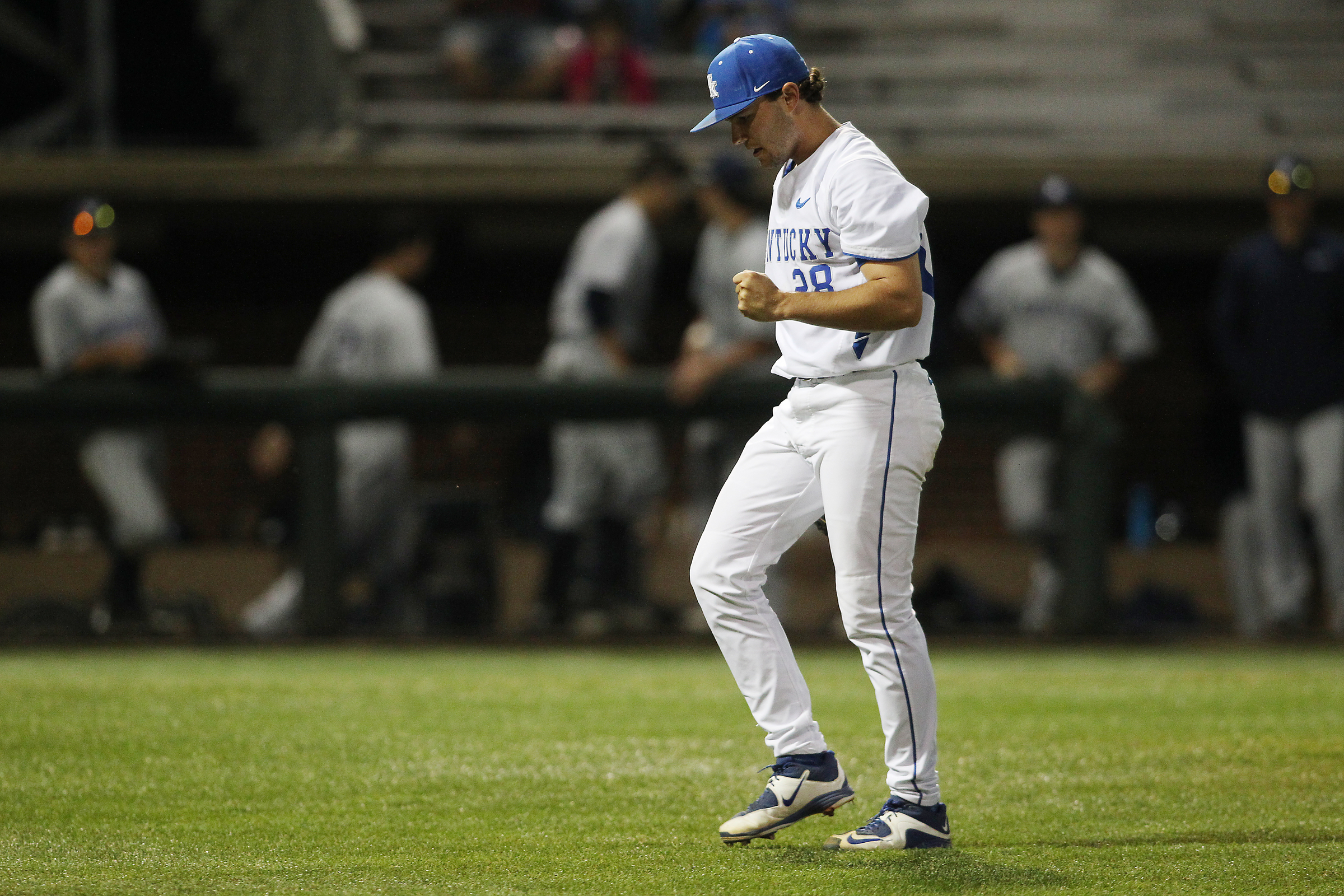 Lefties Lift Kentucky in Xavier Victory