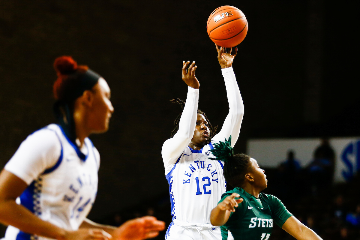 Amanda Paschal.

Kentucky beats Stetson 67-48.

Photo by Hannah Phillips | UK Athletics