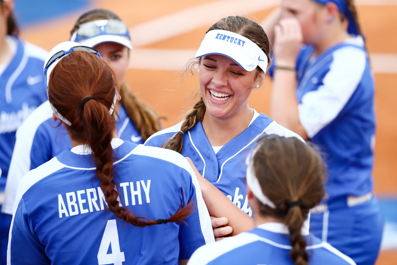 Kentucky beats Virginia Tech, 11-1.


Photos by Elliott Hess | UK Athletics
