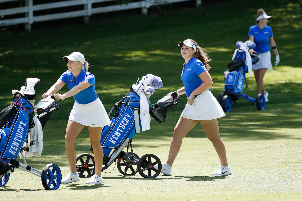 Sarah Shipley. Ryan Bender. Casey Ott.

Women's golf practice.

Photo by Chet White | UK Athletics
