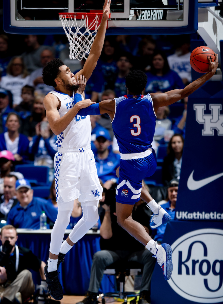 EJ Montgomery.

Kentucky beat Tennessee State, 77-62.


Photo by Elliott Hess | UK Athletics