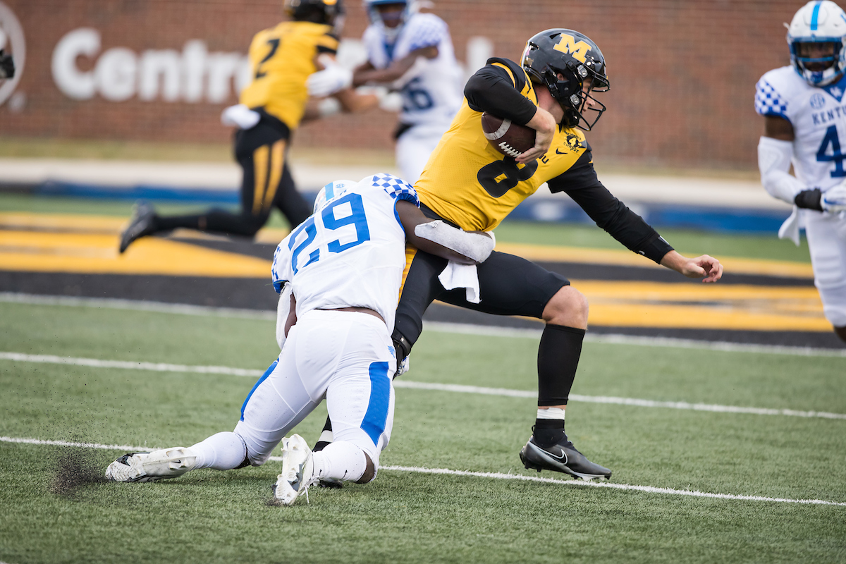 Yusuf Corker 4th Down Stop

UK falls to Missouri 20-10

Photo By Jacob Noger | UK Football