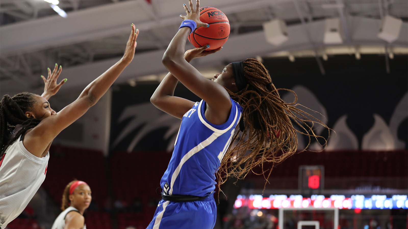 No. 17 Kentucky Falls to No. 10 N.C. State in NCAA Second Round