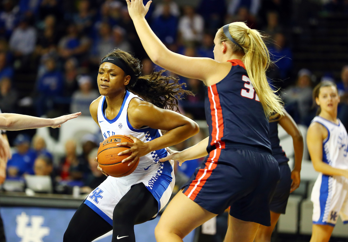 Ogechi Anyagligbo

Kentucky beats Samford 79-49. 

Photo by Britney Howard | Staff