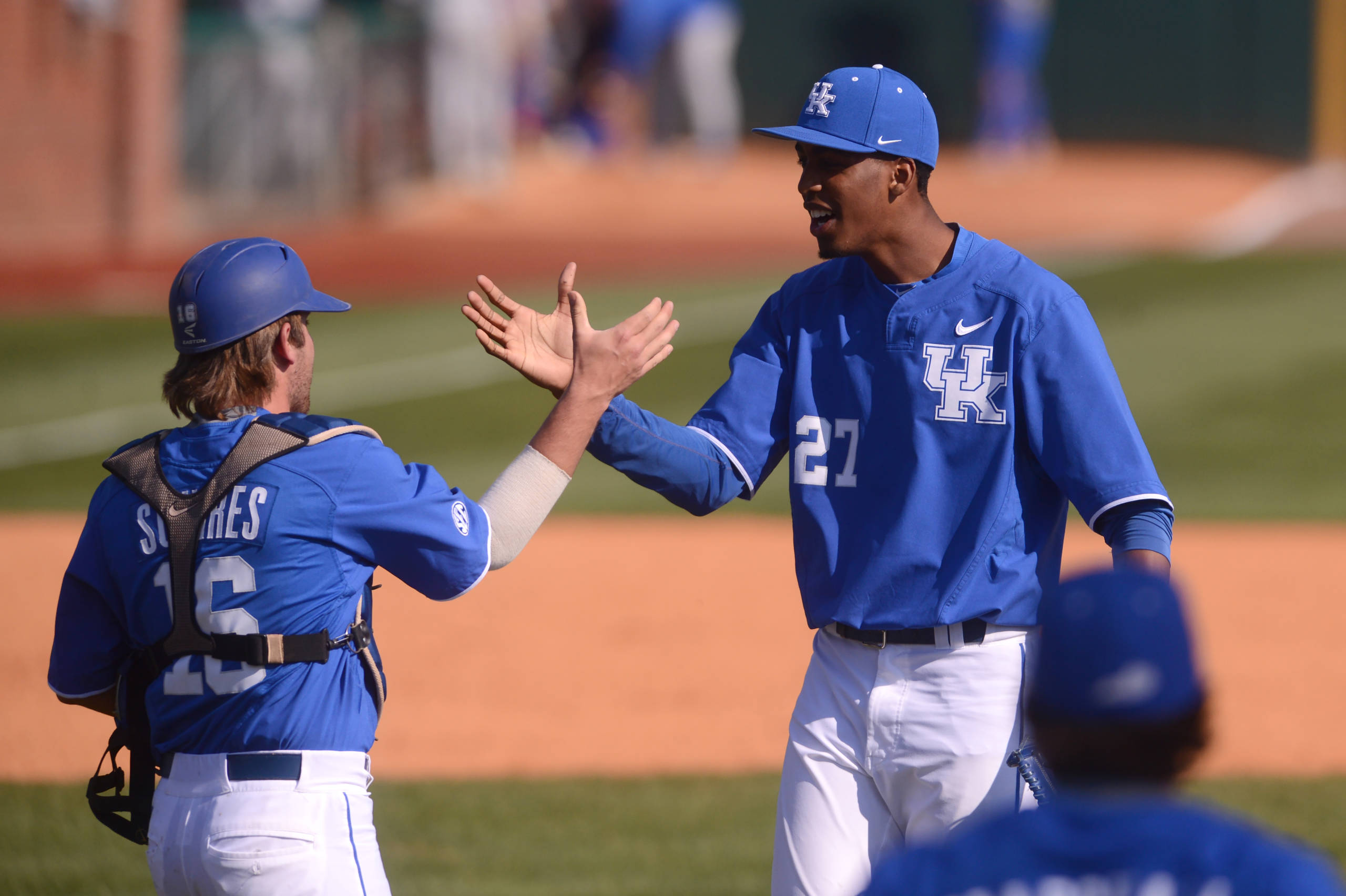 Baseball Snaps No. 1 Florida's 17-Game Win Streak