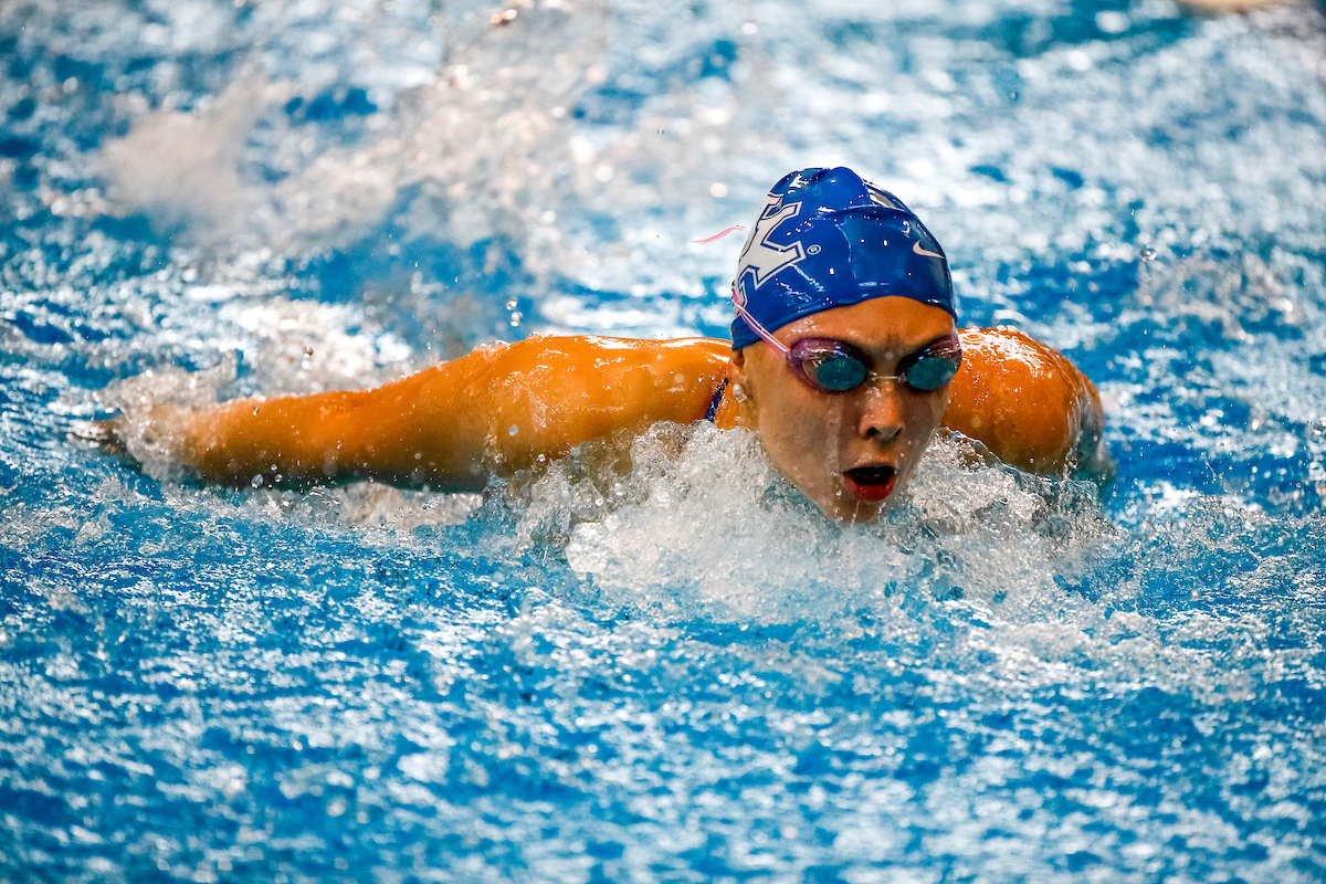 Payton Neff.

2019 Blue White Meet. 

Photo by Eddie Justice | UK Athletics 2019 Blue-White meet.

Photo by Eddie Justice | UK Athletics