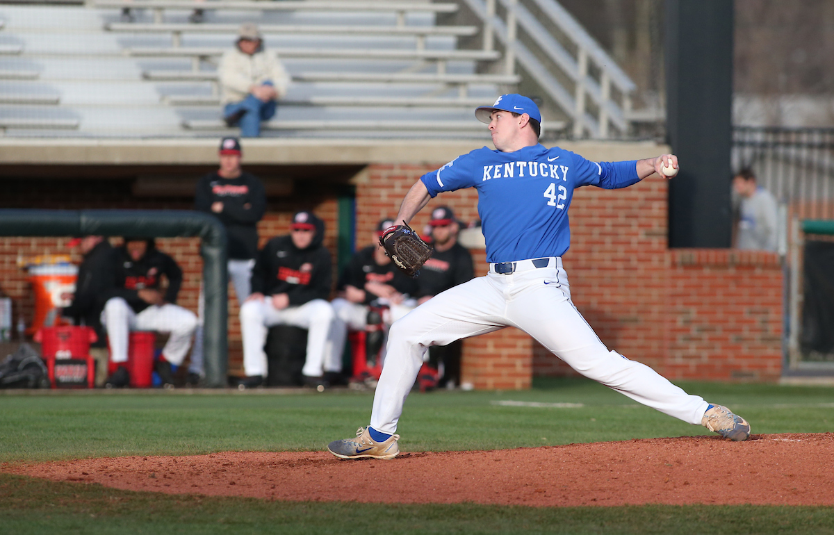 Brad Schaenzer

The University of Kentucky baseball team defeats Western Kentucky University 4-3 on Tuesday, February 27th, 2018 at Cliff Hagan Stadium in Lexington, Ky.


Photo By Barry Westerman | UK Athletics