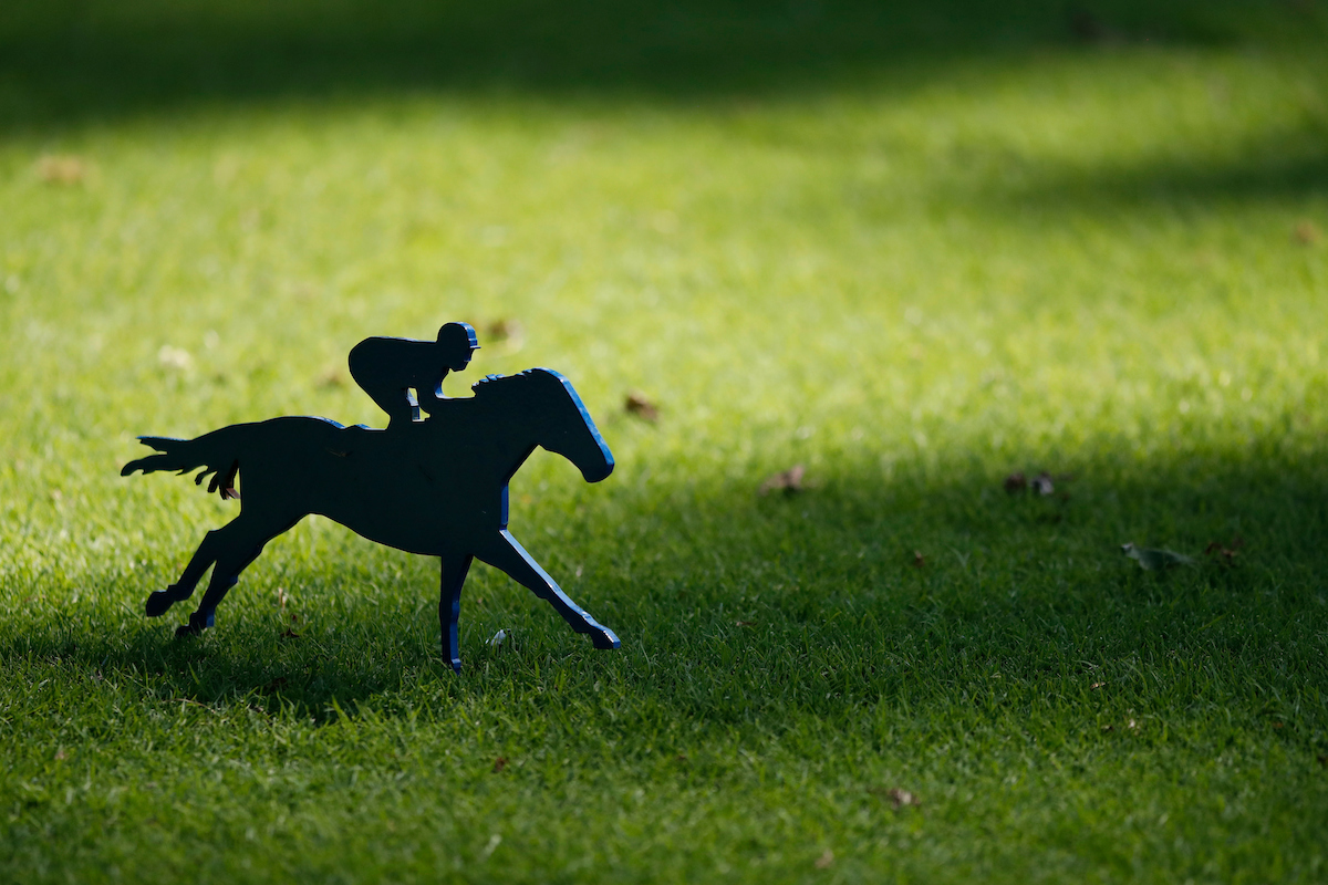 Lexington Country Club.

Women's golf practice.

Photo by Chet White | UK Athletics
