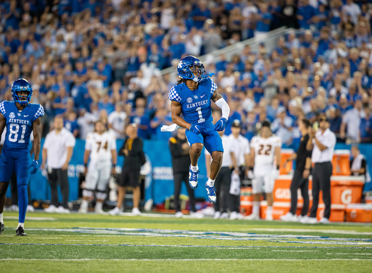 Wan'Dale Robinson

UK defeats Mizzou 35-28

Photo By Jacob Noger | UK Football