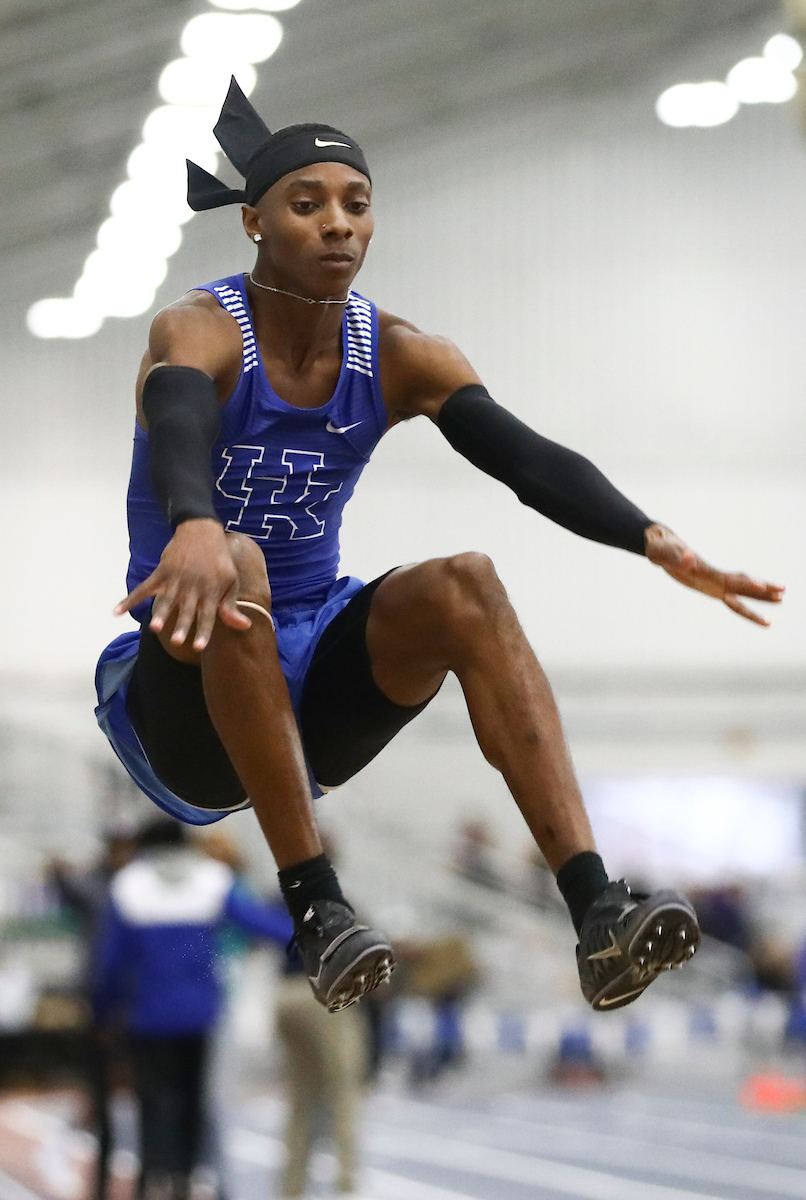 Jingle Bells Open.

Photo by Isaac Janssen | UK Athletics