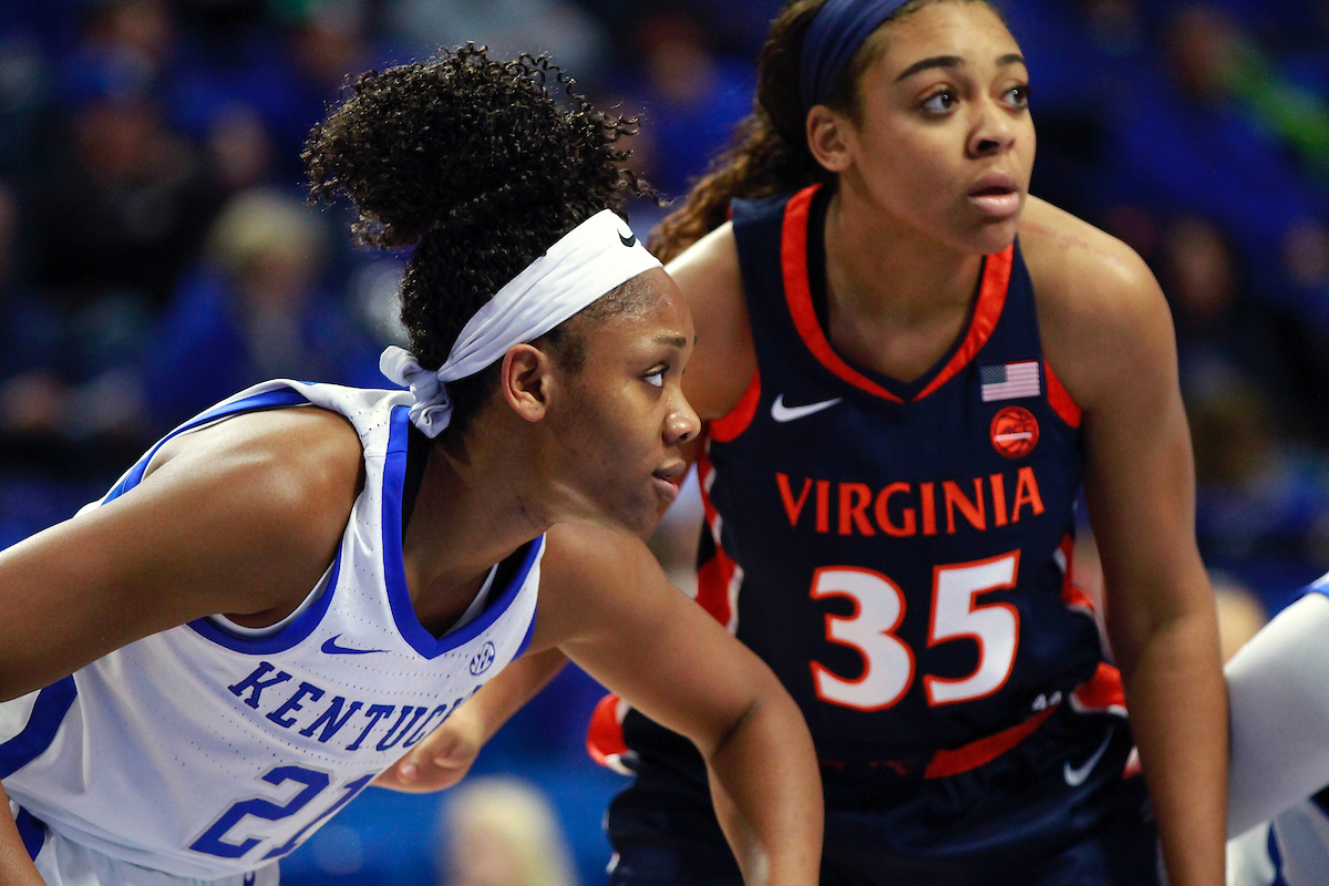 Ogechi Anyagaligbo


Women's Basketball beats Virginia 63-51 at Rupp Arena on Thursday, November 15, 2018.

Photo by Alex Martens