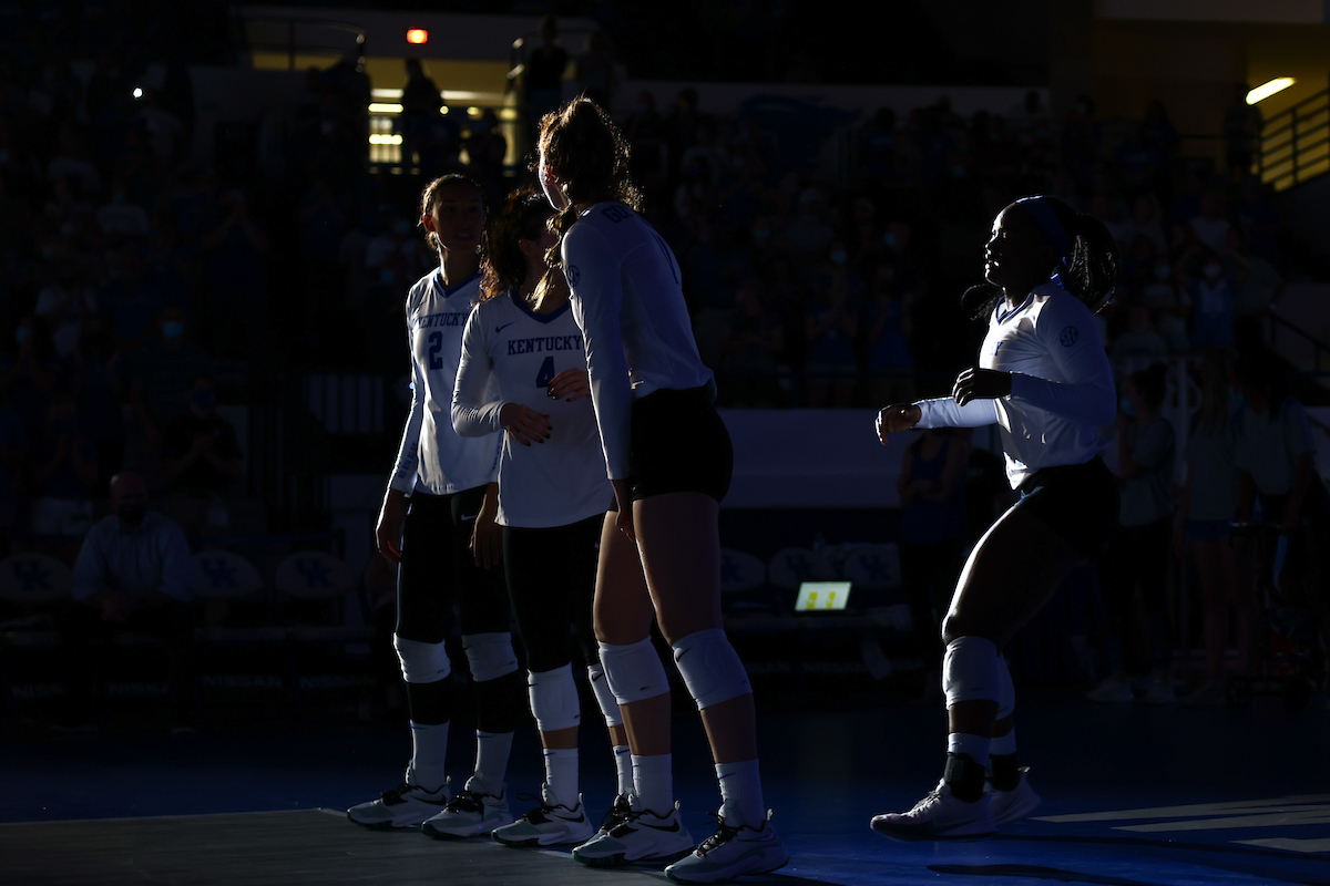 AZHANI TEALER.

Kentucky beats Stanford, 3-2.

Photo by Elliott Hess | UK Athletics